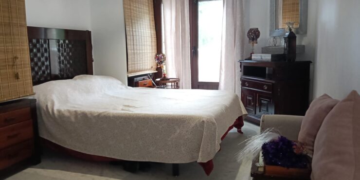 Piso grande  en la avenida de rota